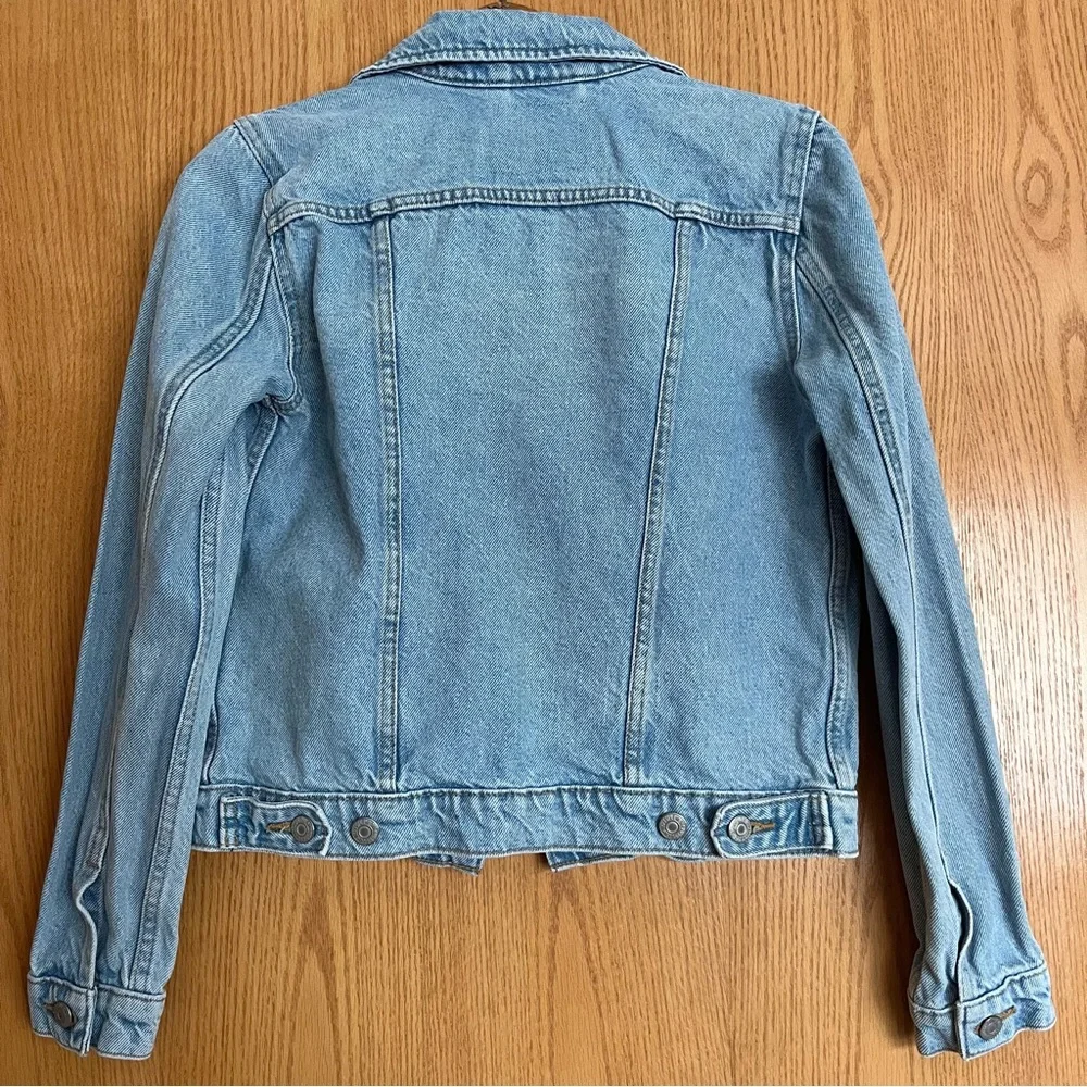 Levi's Light Blue Jean Jacket - Picture 2 of 4